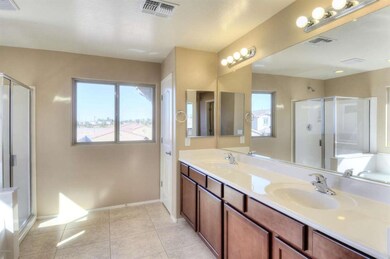 18067_w_post_drive_MLS_HID950530_ROOMmas