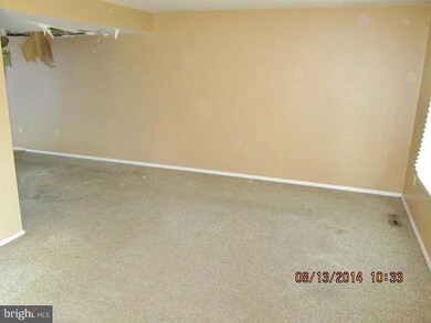 2 Medici Ct, Parkville, MD 21234 - photo 3