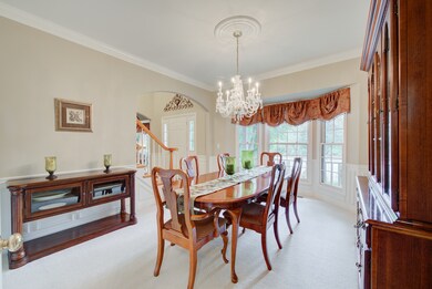 806 Shanahan Ct, Naperville, IL 60540 - photo 3