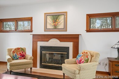 17-web-or-mls-2229-brighton-st