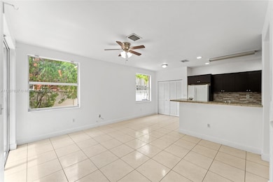 10819 NW 51st Ln, Doral, FL 33178 - photo 7