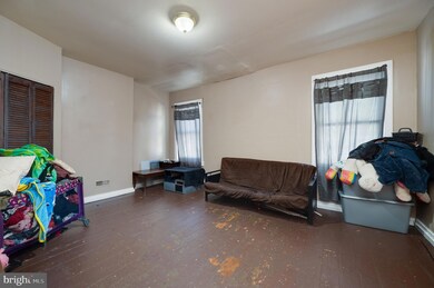 412 Spruce St, Reading, PA 19602 - photo 6