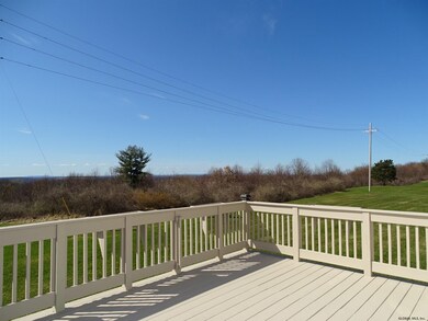 17 Pond Ln, Troy, NY 12182 - photo 5