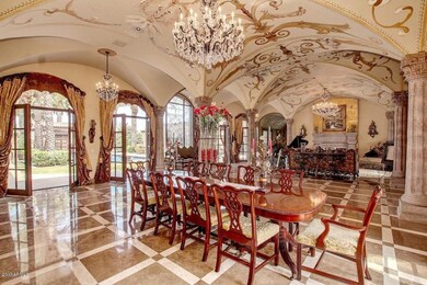 04 DINING AND LIVING ROOM