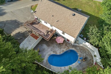 92 Chestnut Rd, Halifax, MA 02338 - photo 5