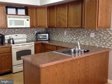 219 Swift Rd, Langhorne, PA 19047 - photo 5