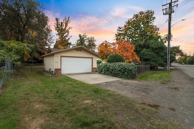 2757 N Bonnyview Rd, Redding, CA 96001 - photo 2