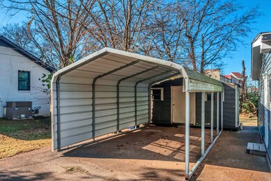 919 Locust St, Columbia, TN 38401 - photo 4