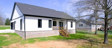 14 Elm Crest Dr, McMinnville, TN 37110 - photo 5