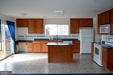 750 Blossom Tree Rd, Culpeper, VA 22701 - photo 3