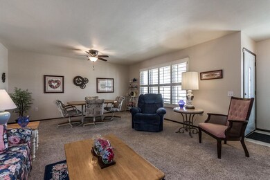 9733 W Desert Hills Dr Sun-large-006-154