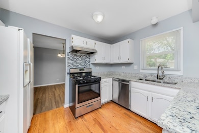 1441 Concord Dr, Downers Grove, IL 60516 - photo 4