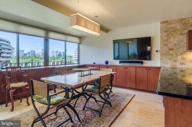 Watergate East Residences unit 914-N, Washington, DC 20037 - photo 4