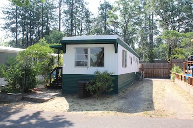 2799 Siskiyou Blvd unit 7, Ashland, OR 97520 - photo 2