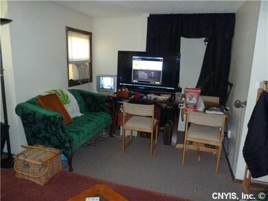Living Room UPSTAIRS APARTMENT LIVINGROOM