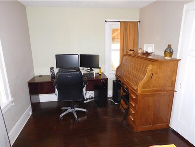 1211 57th Place, Des Moines, IA 50311 - photo 4