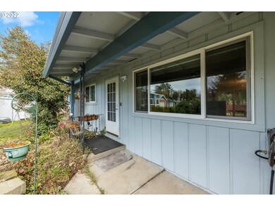 19335 SW Butternut St, Beaverton, OR 97007 - photo 3