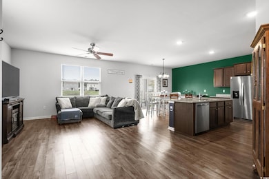 899 Snowberry Dr, Longs, SC 29568 - photo 3