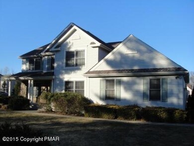 113 Arlen Rd, Stroudsburg, PA 18360 - photo 2