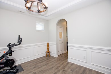 111 Mayfield -501