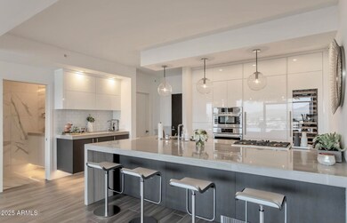 Optima Kierland II unit 901, Scottsdale, AZ 85254 - photo 2