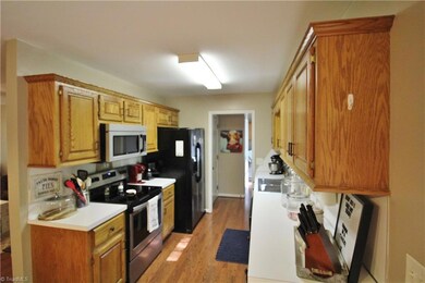 747 Mountain View Church Rd, Asheboro, NC 27205 - photo 4