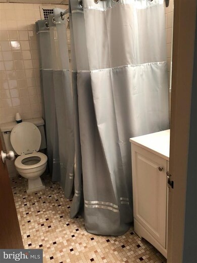 Radnor House unit 704, Bryn Mawr, PA 19010 - photo 5