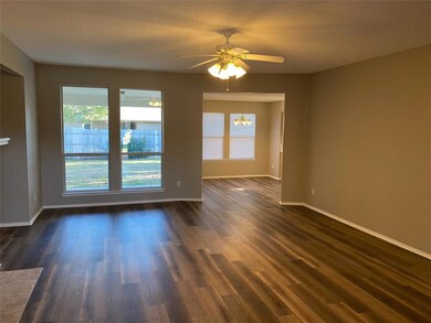 303 Preston Dr, Cleburne, TX 76033 - photo 5