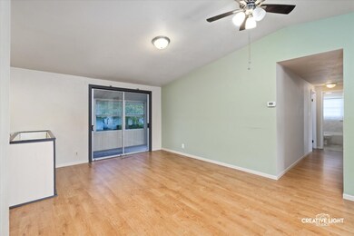 142 Toro Cir, Carpentersville, IL 60110 - photo 7