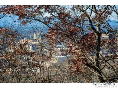 Minutes from Downtown