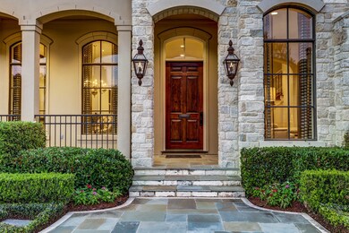 INVITING ENTRY