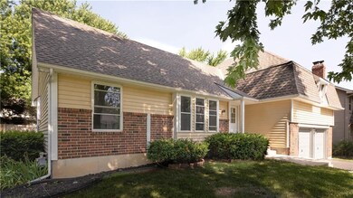 7732 Westgate Dr, Shawnee, KS 66216 - photo 3