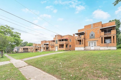 5855 Lathrop Place, Cincinnati, OH 45224 - photo 2