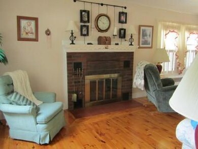 41 Lenox St, Sanford, ME 04073 - photo 4