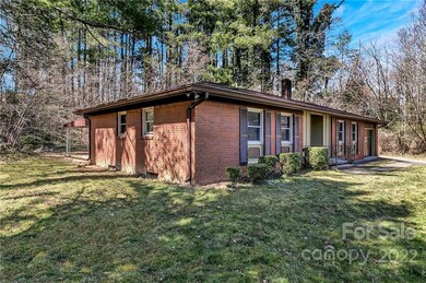 41 W Chapel Rd, Asheville, NC 28803 - photo 2