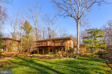 2420 Silver Fox Ln, Reston, VA 20191 - photo 5