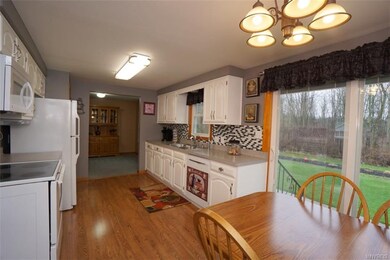 2776 Homeyer Rd, North Tonawanda, NY 14120 - photo 6