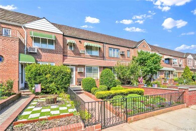 6134 80th St, Middle Village, NY 11379 - photo 3