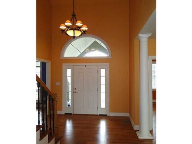 218 Arrowhead Ln, Eighty Four, PA 15330 - photo 3