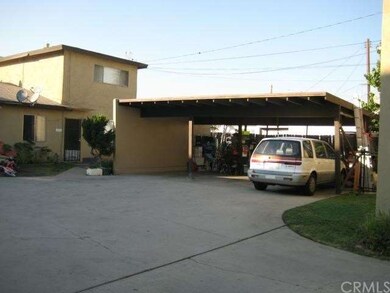 Court yard w/3 car port between 2 buildings
