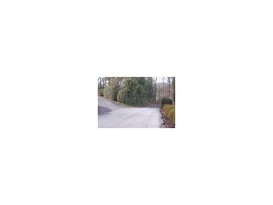 Long drive to property