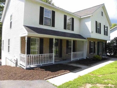 10 Rosewood Ct, Ballston Spa, NY 12020 - photo 2