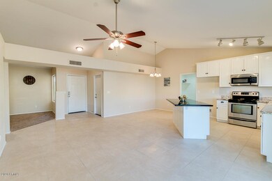 126 W Mclellan Rd, Mesa, AZ 85201 - photo 4