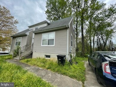 6002 Pemberton Ln, Hyattsville, MD 20785 - photo 3