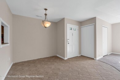 60 Quince Ct unit 263, Red Bank, NJ 07701 - photo 7