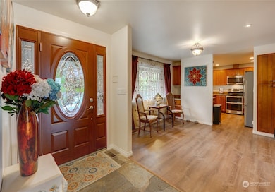 829 SE Adams Ave, Chehalis, WA 98532 - photo 3