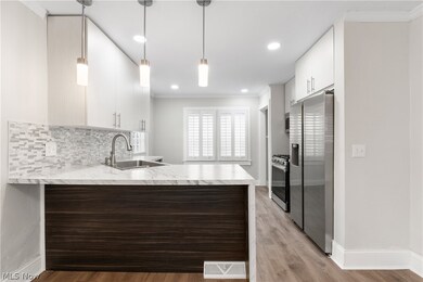 5566 Dalewood Ave, Maple Heights, OH 44137 - photo 6