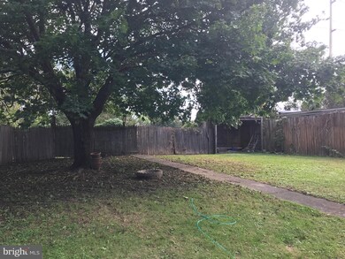 424 S 3rd St, Chambersburg, PA 17201 - photo 3