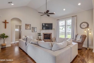 5-web-or-mls-203 Whispering Meadows Rd-5