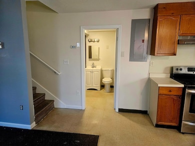 88 Albert Ave unit 2, Springfield, MA 01151 - photo 6